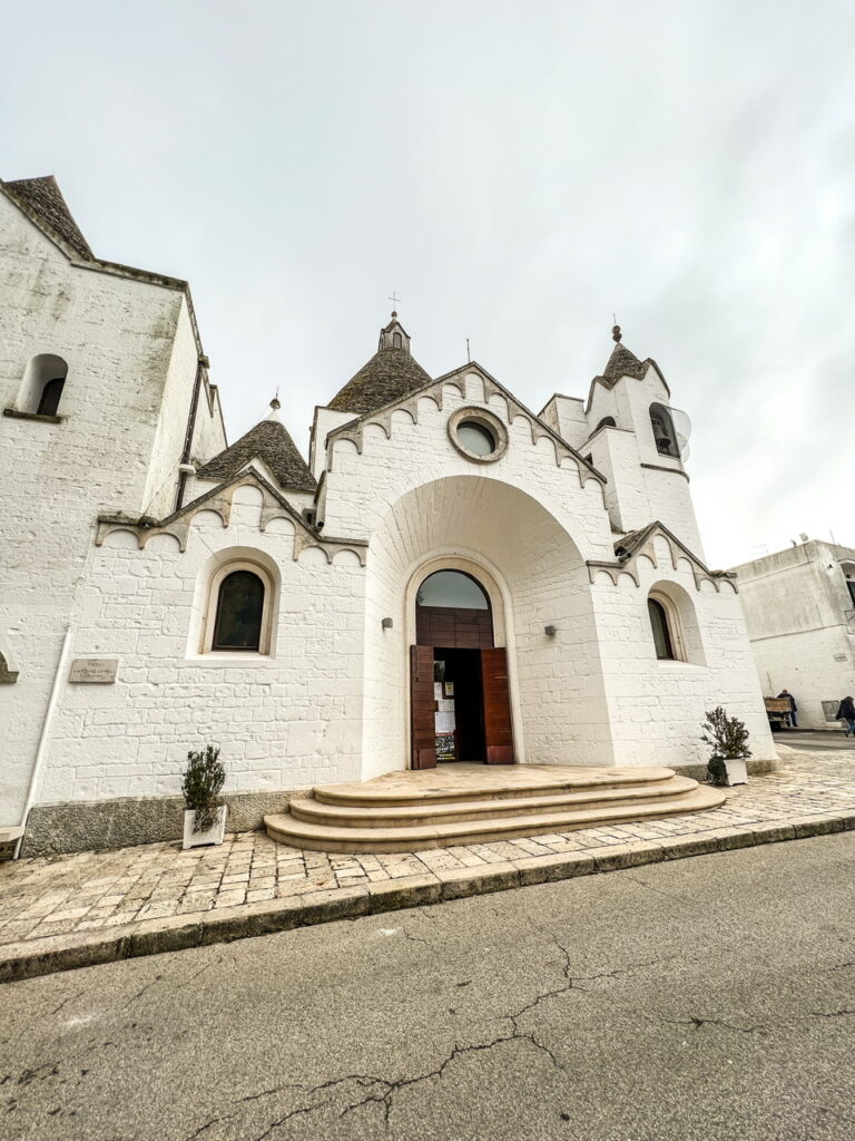 Things to see in alberobello
